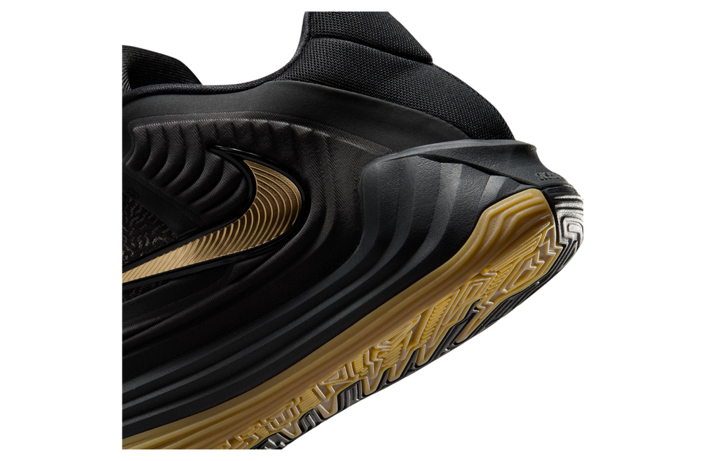 Nike Giannis Freak 7 "Black / Metallic Gold"