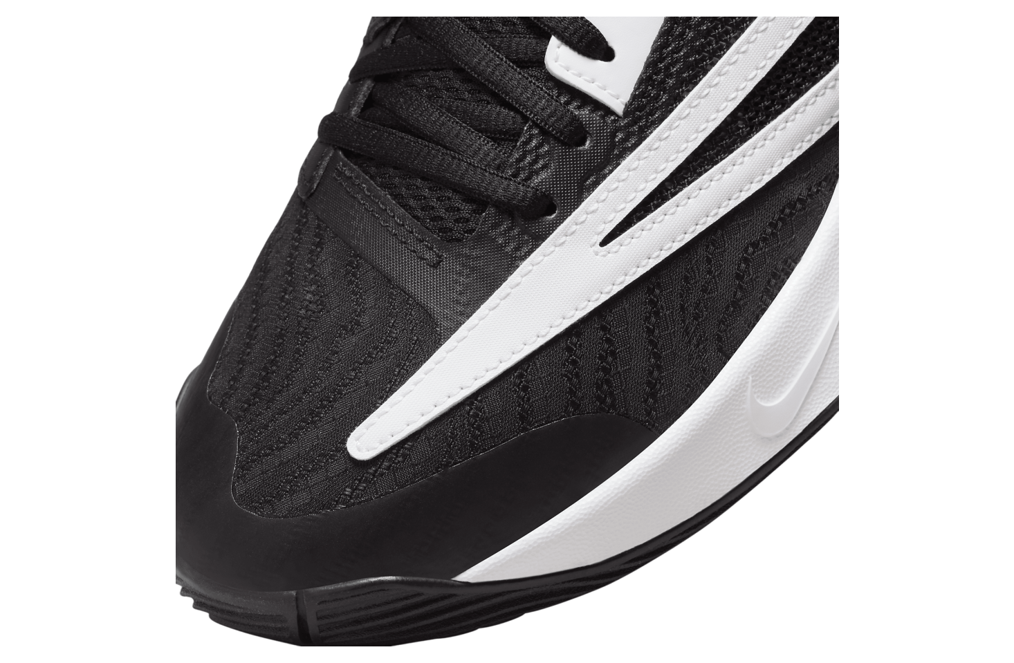 Nike Giannis Immortality 3 "Black / White"