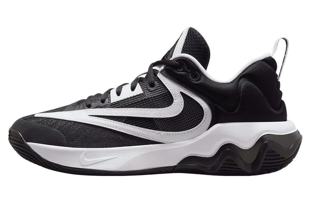 Nike Giannis Immortality 3 "Black / White"