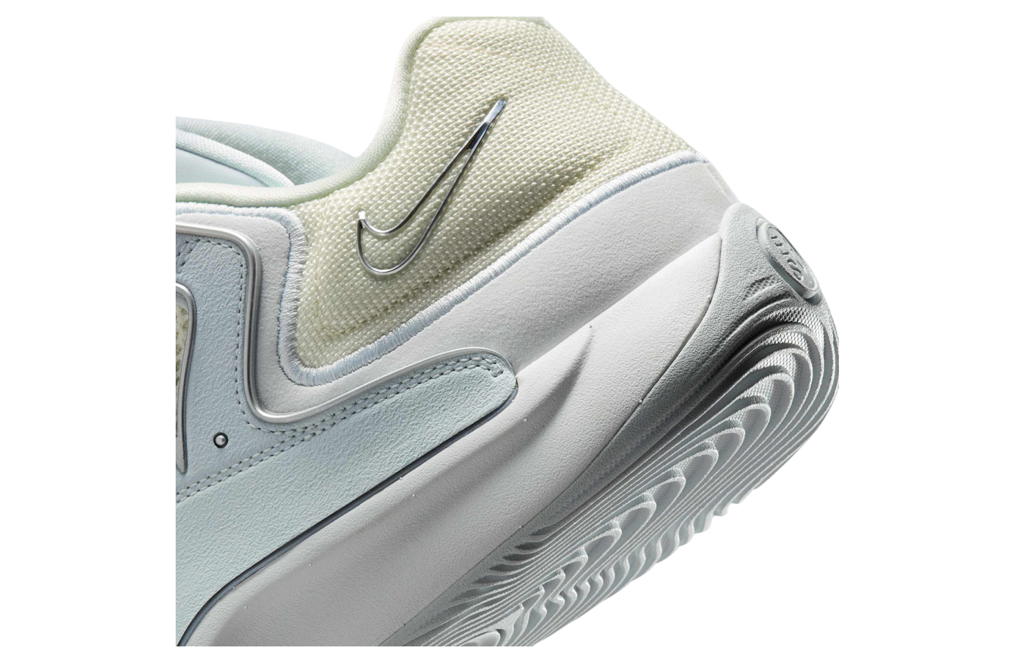 Nike KD 18 “Chain Reaction”
