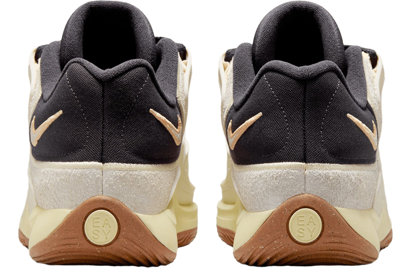 Nike KD 18 “Sanddrift / Navy“