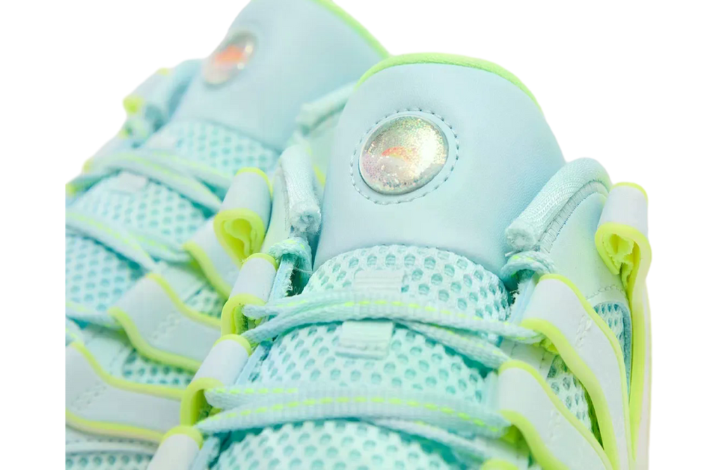 Nike KD 18 “White / Volt“