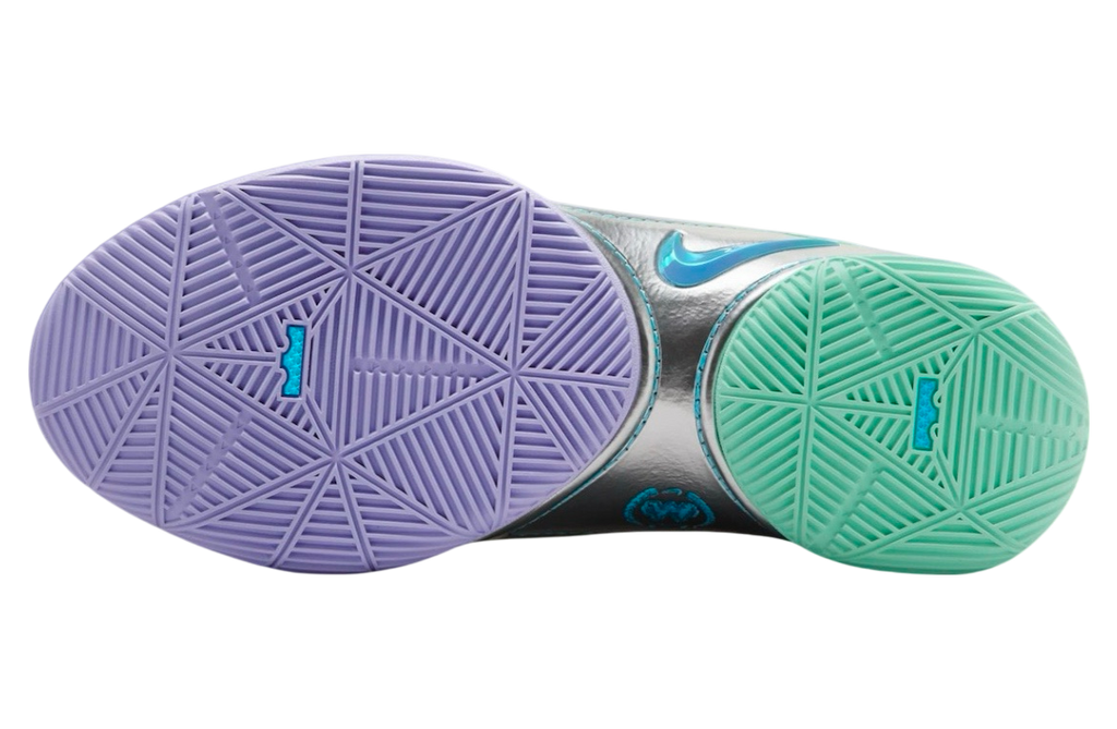 Nike LeBron 22 “Monopoly”