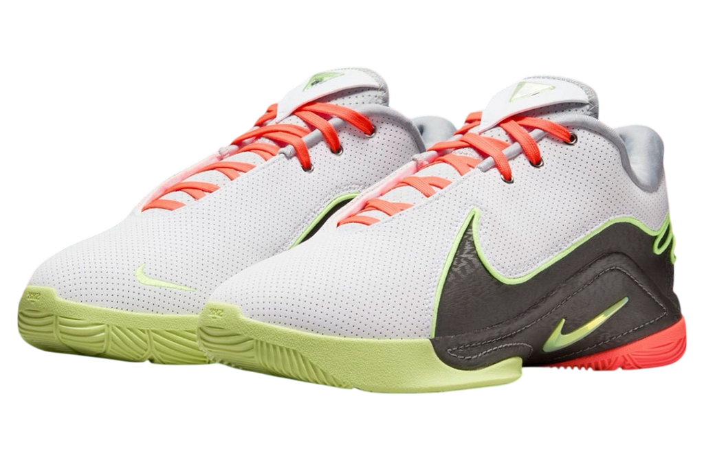 Nike LeBron 22 “Moonlight”