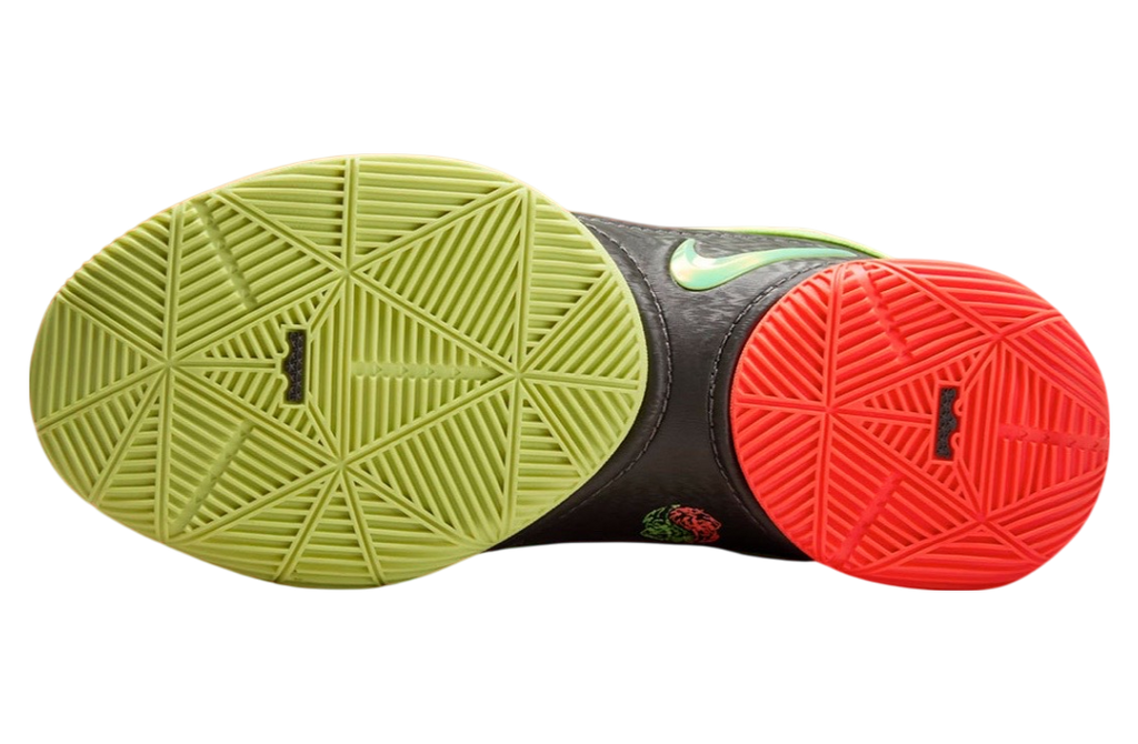 Nike LeBron 22 “Moonlight”